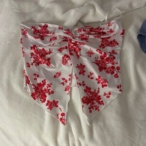 SHEIN Red Floral Crop Top
